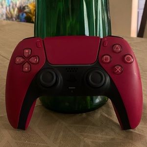 Red ps5 controller